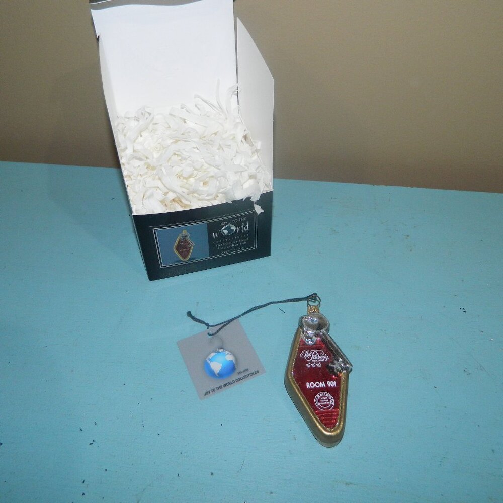 Joy to the World Collectible Peabody Hotel Memphis Vtg Key Fob Glass Ornament